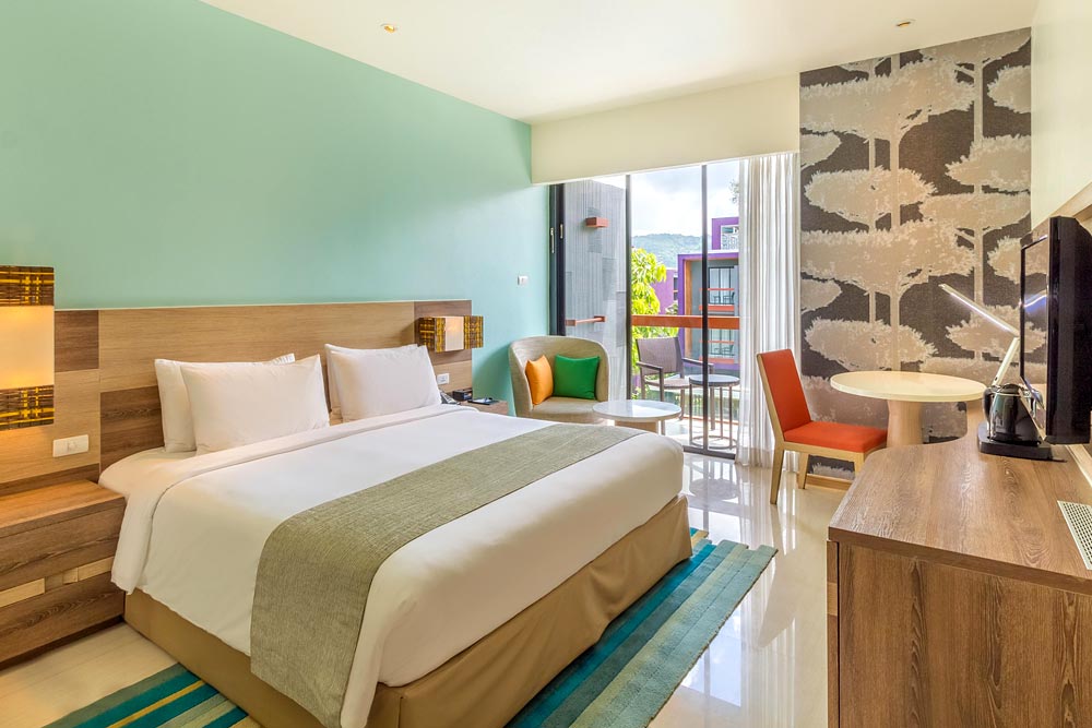 โรงแรมฮอลิเดย์ อินน์ เอ็กซ์เพรส ภูเก็ต ป่าตอง บีช เซ็นทรัล (Holiday Inn Express Phuket Patong Beach Central)