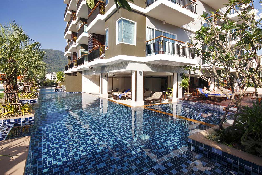 โรงแรมอันดาคีรา ป่าตอง (Andakira Hotel Patong)