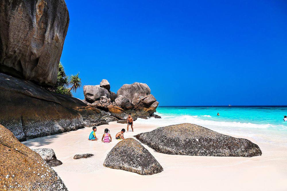 แพ็คเกจ หมู่เกาะสิมิลัน 3 วัน 2 คืน