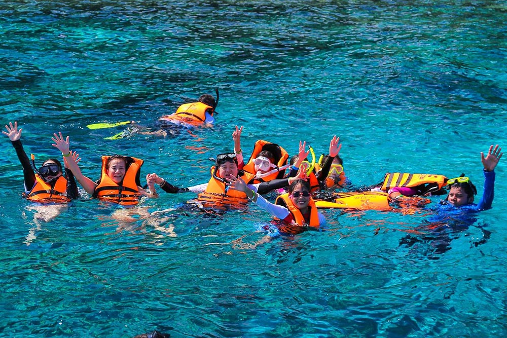 แพ็คเกจ หมู่เกาะสิมิลัน 3 วัน 2 คืน