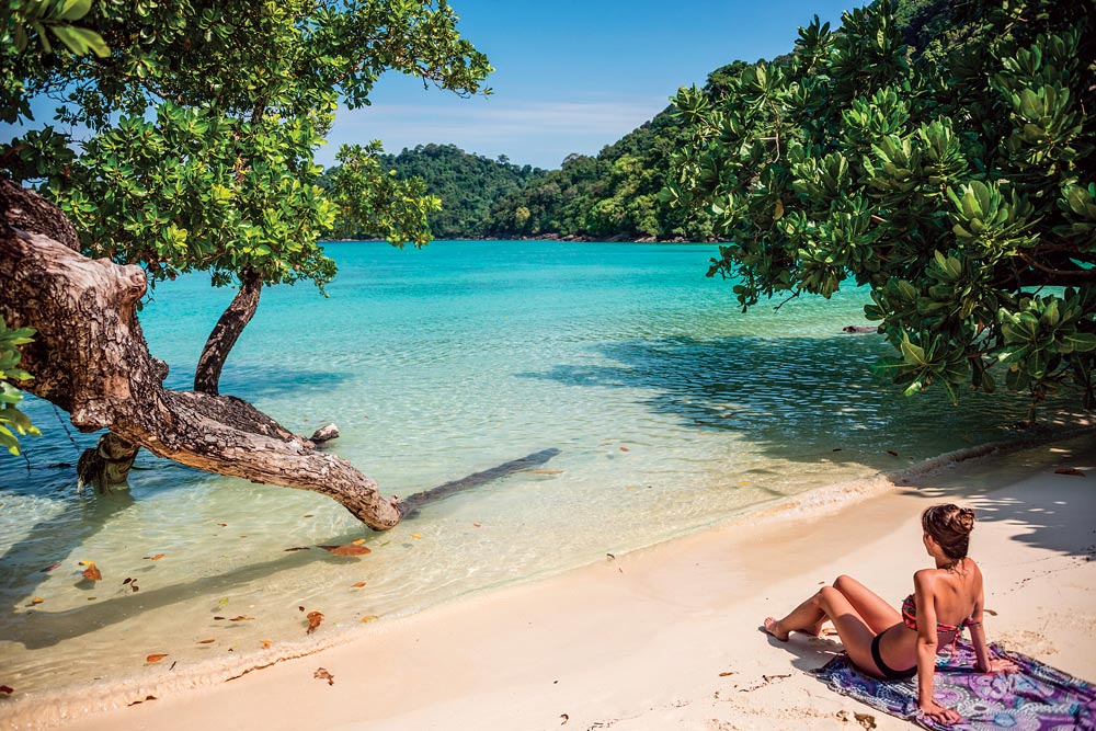 แพ็คเกจ หมู่เกาะสุรินทร์ 2 วัน 1 คืน