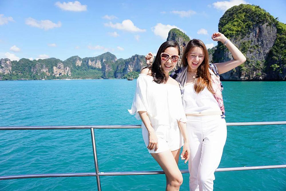 ล่องเรือหรู Livelife ดูพระอาทิตย์ตกที่กระบี่