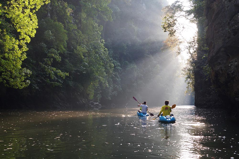 ทัวร์พายเรือคายัค อ่าวท่าเลน ครึ่งวัน