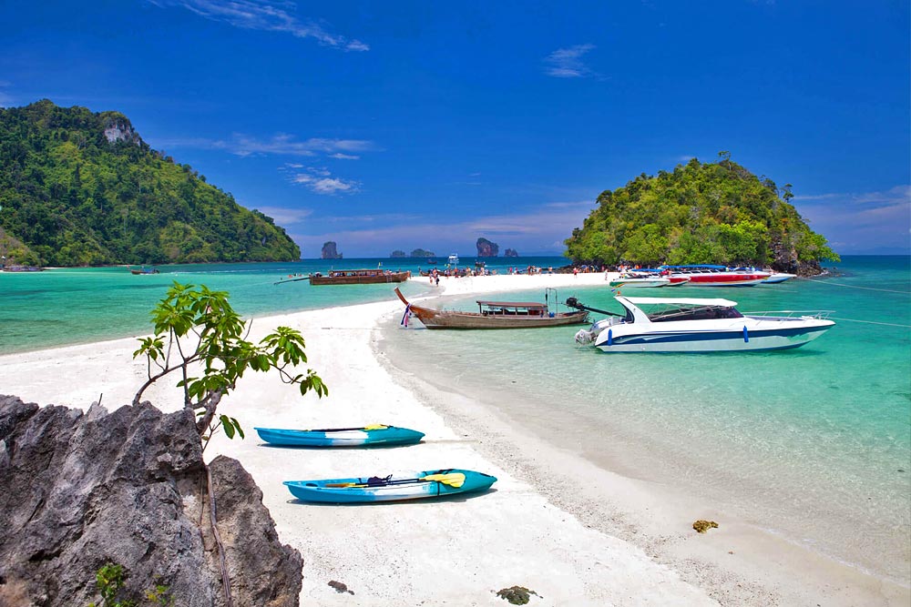 ทัวร์เกาะพีพี เที่ยวทะเลแหวก หาดไร่เลย์และเกาะไม้ไผ่ โดยเรือเร็วสปีดโบ๊ท