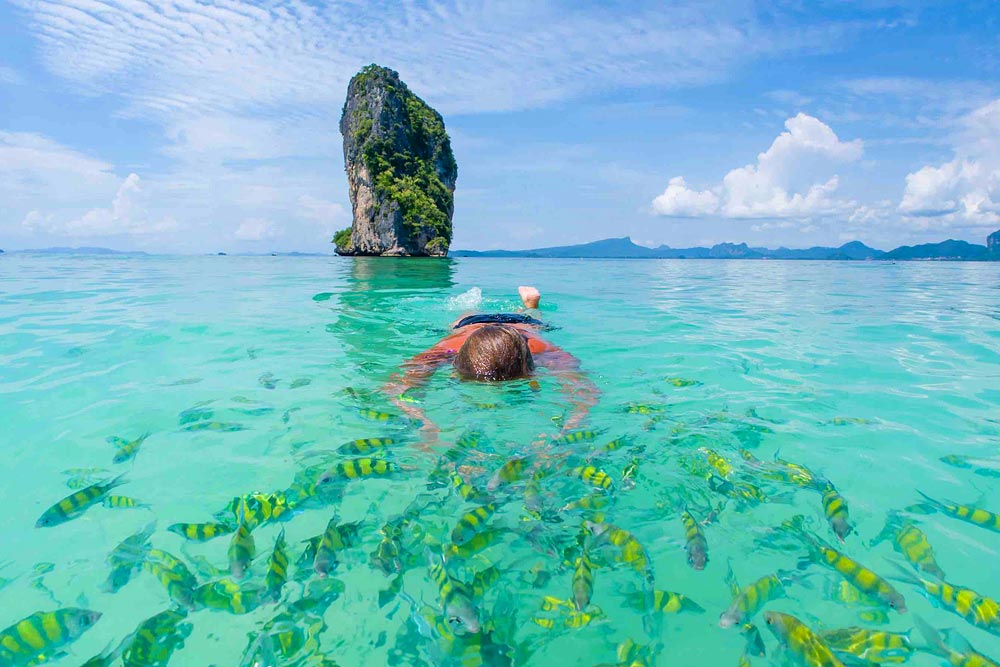 ทัวร์กระบี่ 4 เกาะ ทะเลแหวก โดยเรือเร็วสปีดโบ๊ท