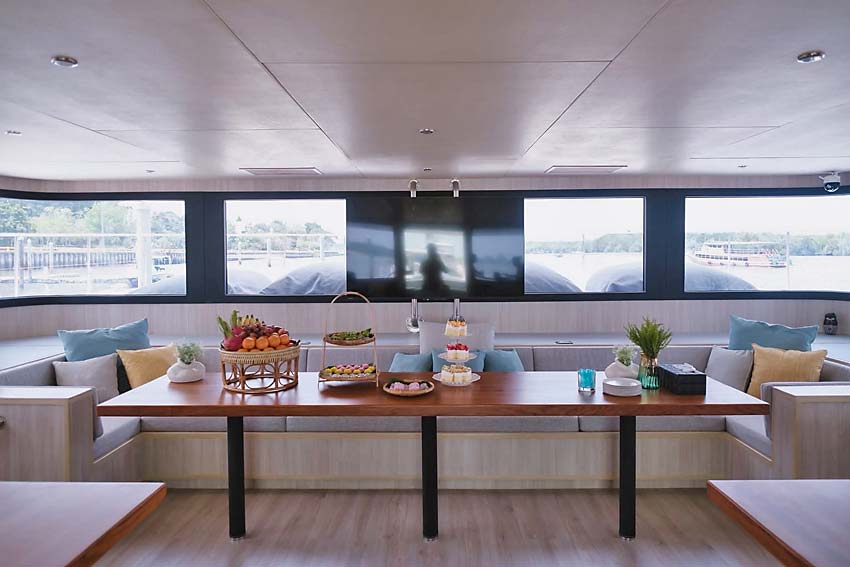 ทัวร์ล่องเรือยอร์ชหรูท่องทะเลกระบี่