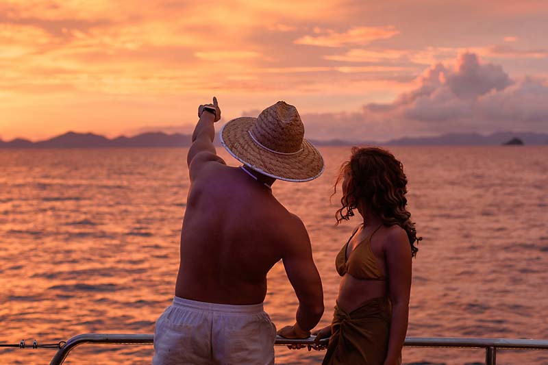 ทัวร์ล่องเรือยอร์ชกระบี่ Meka Catamaran