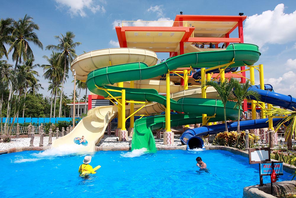 สวนน้ำสแปลชจังเกิ้ล ภูเก็ต