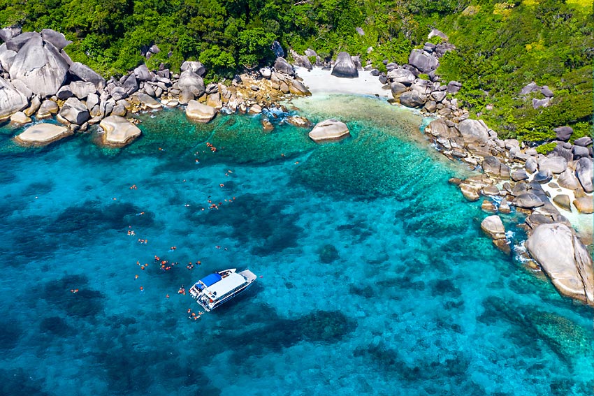 ทัวร์หมู่เกาะสิมิลันโดยเรือเร็วสปีดโบ๊ท กับ Love Andaman หรือ Seastar Andaman