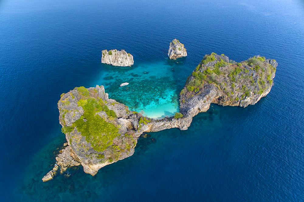 ทัวร์เกาะรอก+เกาะห้าโดยเรือเร็วสปีดคาตามาราน กับ Seastar Andaman หรือ Love Andaman