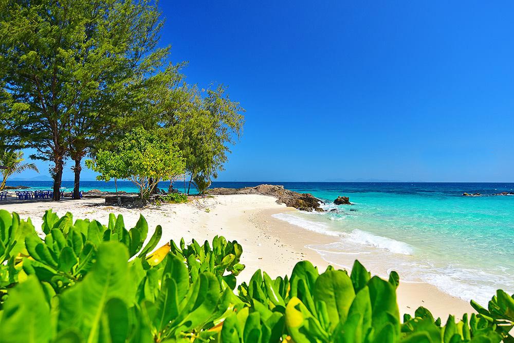 ทัวร์เกาะไม้ท่อนโดยเรือเร็วสปีดโบ๊ทกับ Love Andaman
