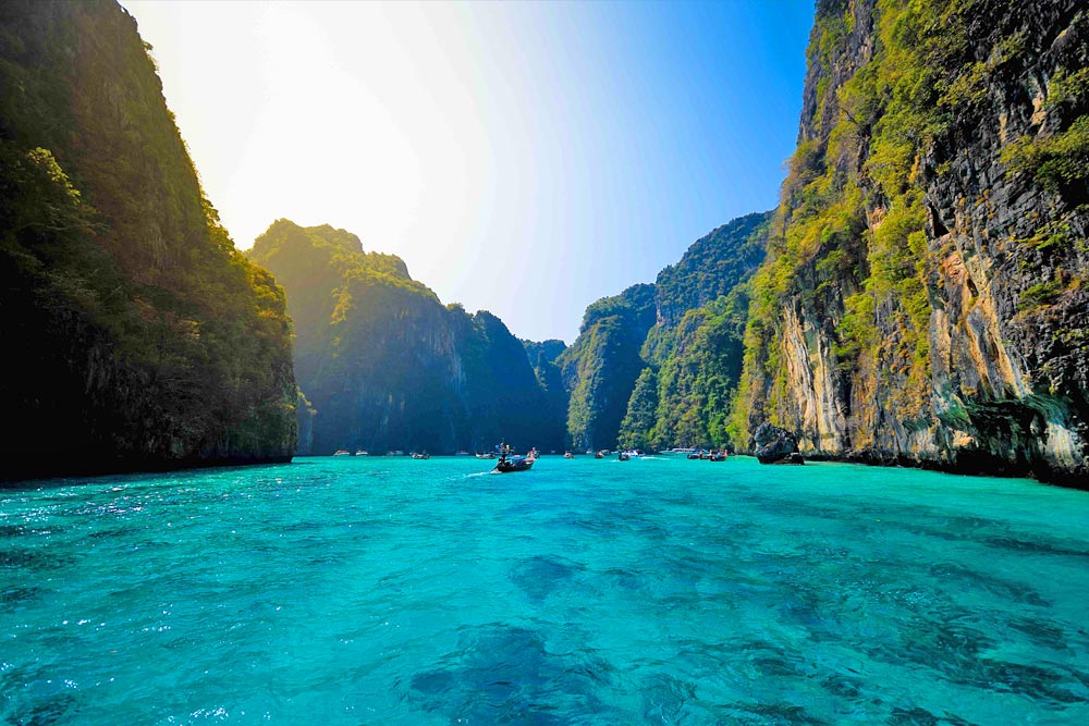 ทัวร์เกาะพีพี+เกาะไข่ อ่าวมาหยา โดยเรือใหญ่