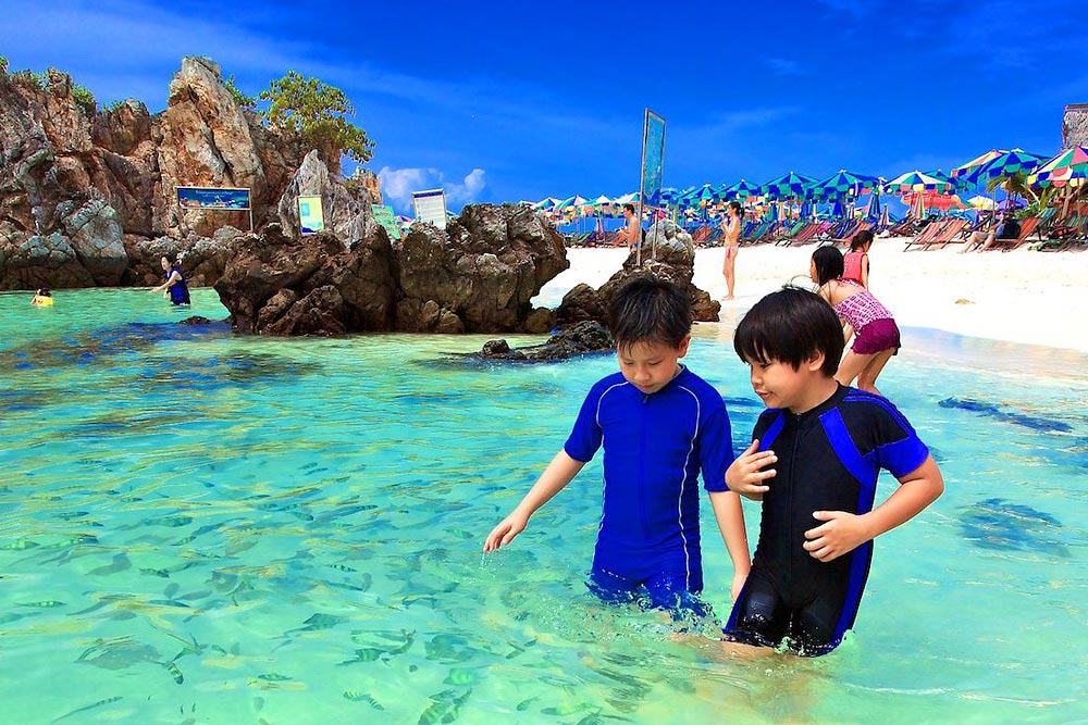 ทัวร์เกาะพีพี+เกาะไข่ อ่าวมาหยา โดยเรือใหญ่