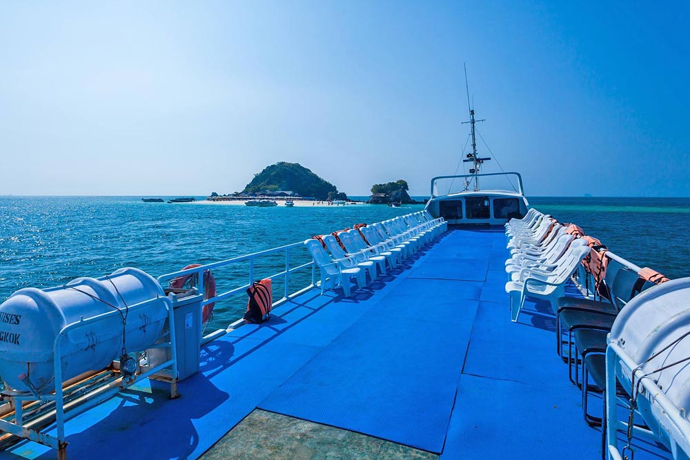 ทัวร์เกาะพีพี+เกาะไข่ อ่าวมาหยา โดยเรือใหญ่