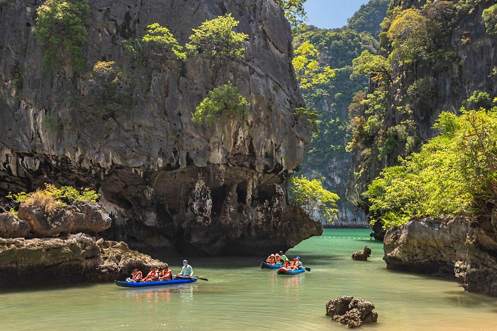 ทัวร์อ่าวพังงา เกาะตะปูโดยเรือเร็วสปีดโบ๊ท