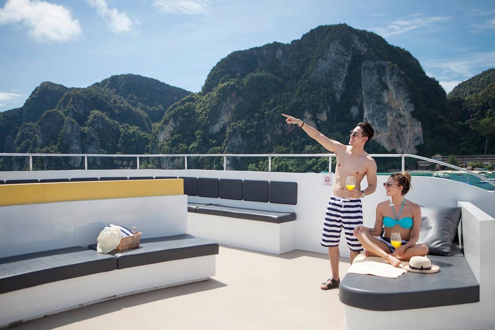 ทัวร์เกาะพีพีเรือใหญ่ ซีแองเจิ้ล บียอนด์ Sea Angel Beyond Cruise